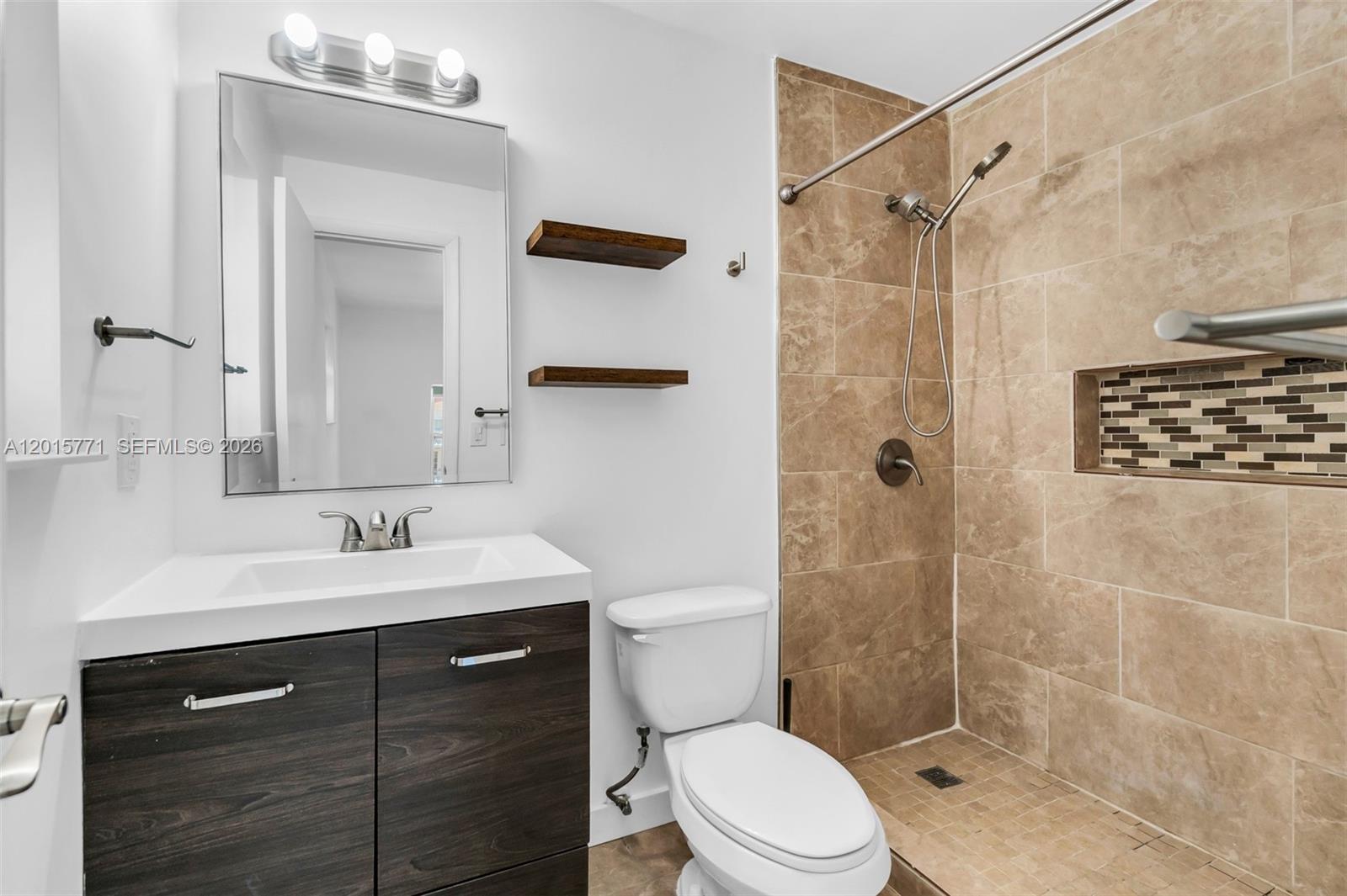 CASTLE APTS CONDO - Residential