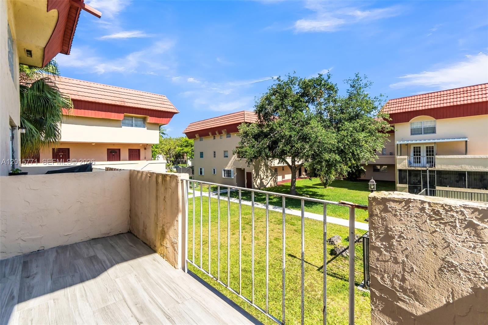 CASTLE APTS CONDO - Residential