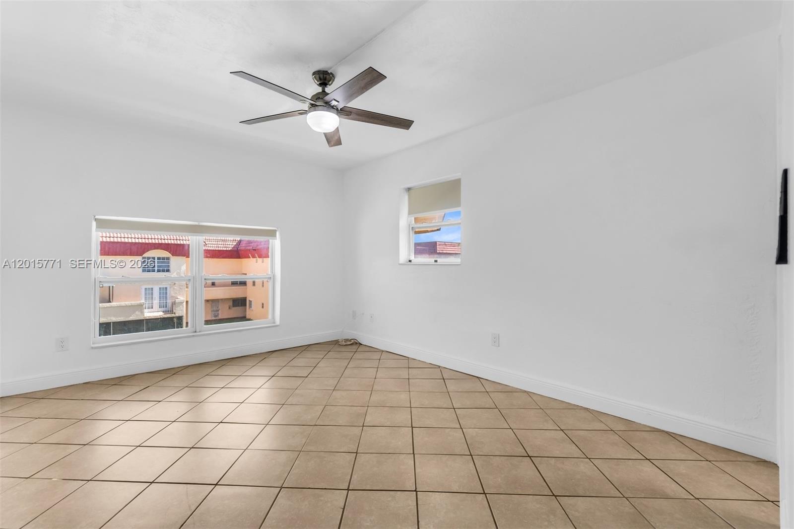 CASTLE APTS CONDO - Residential