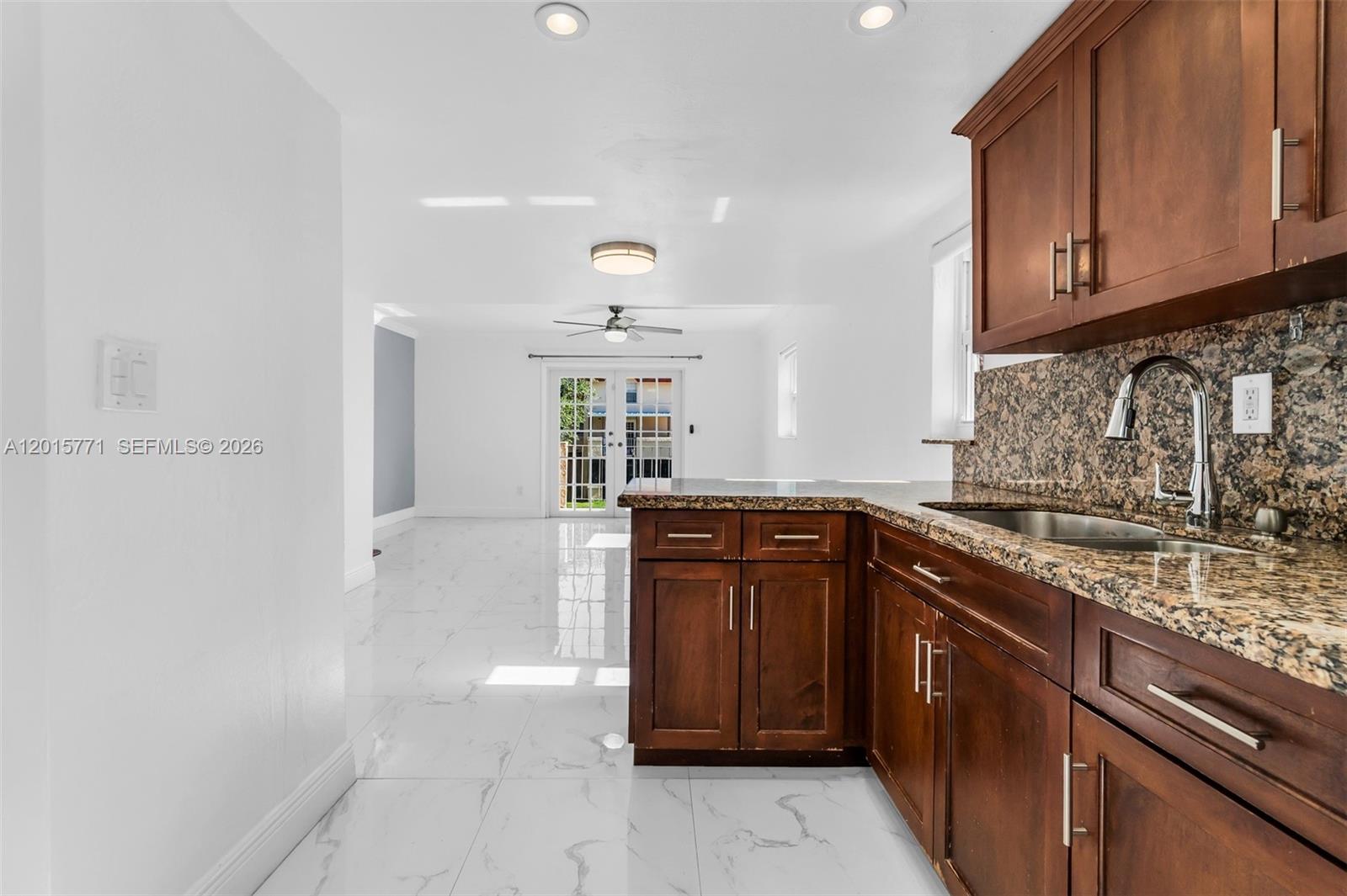 CASTLE APTS CONDO - Residential