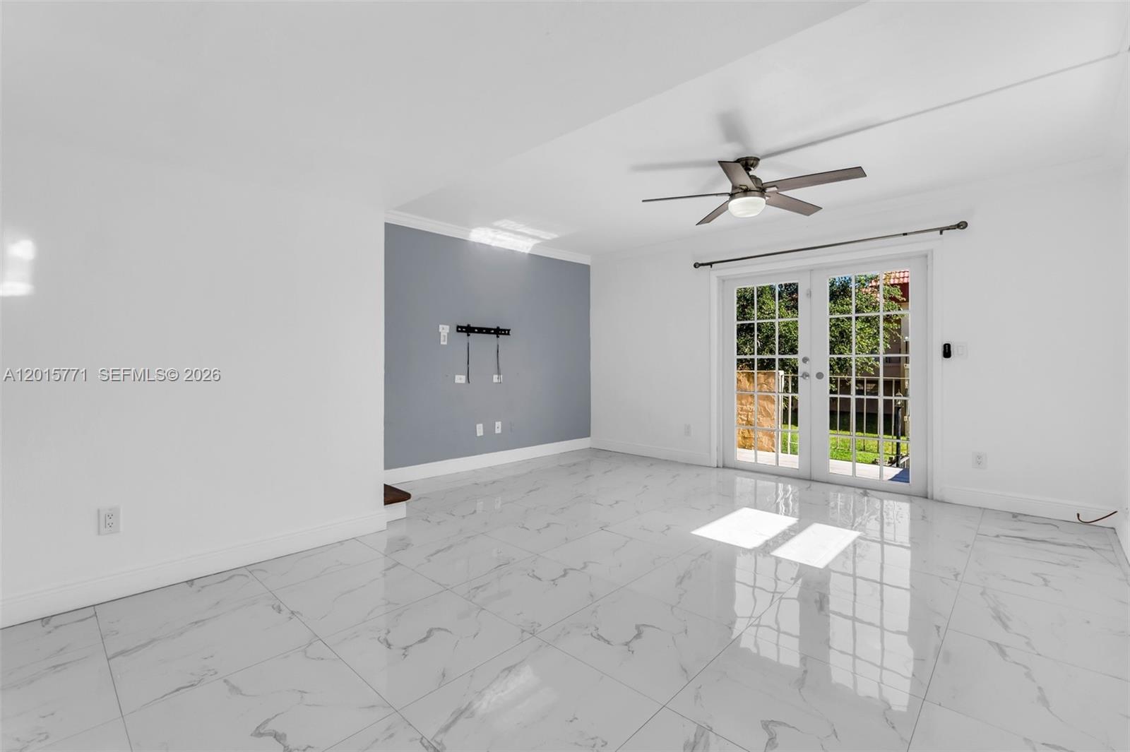 CASTLE APTS CONDO - Residential