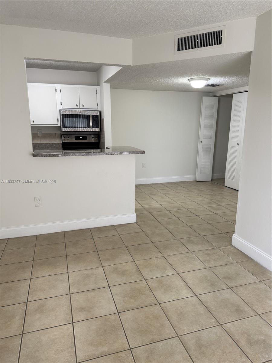 7100 NW 179th St 208