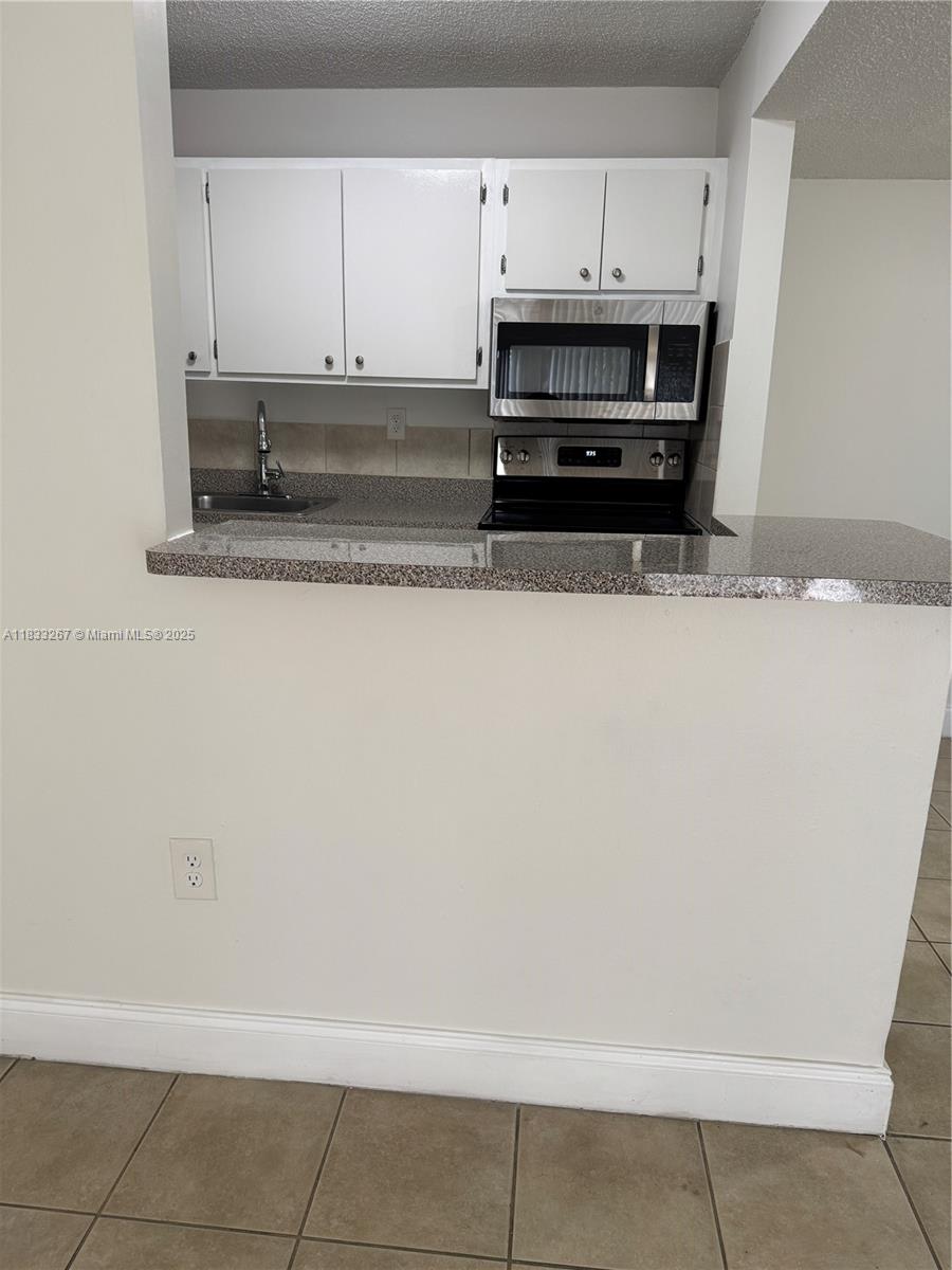 7100 NW 179th St 208