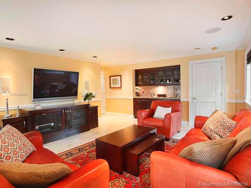 29 54 41 C GABLES RIV SEC - Residential