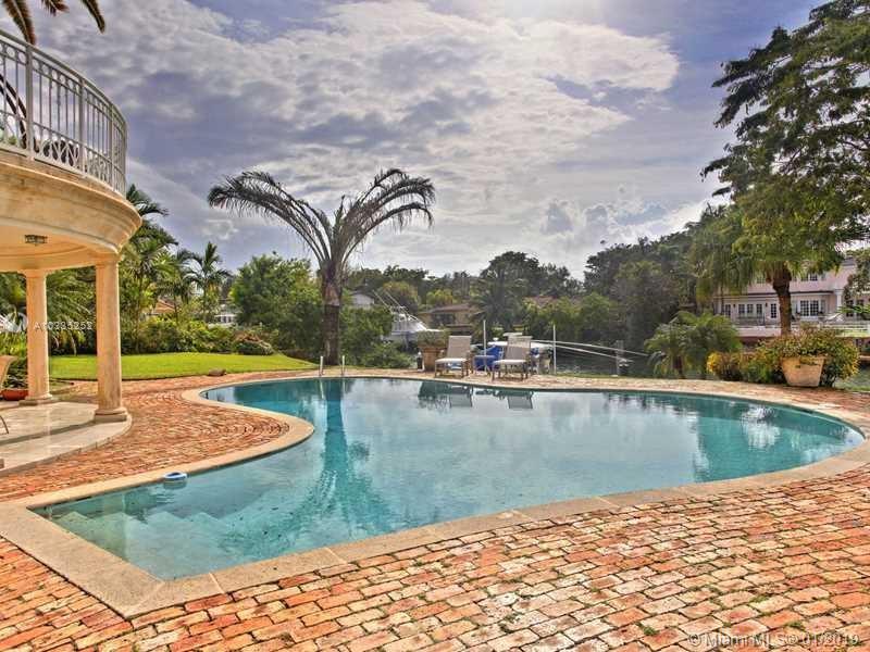 29 54 41 C GABLES RIV SEC - Residential