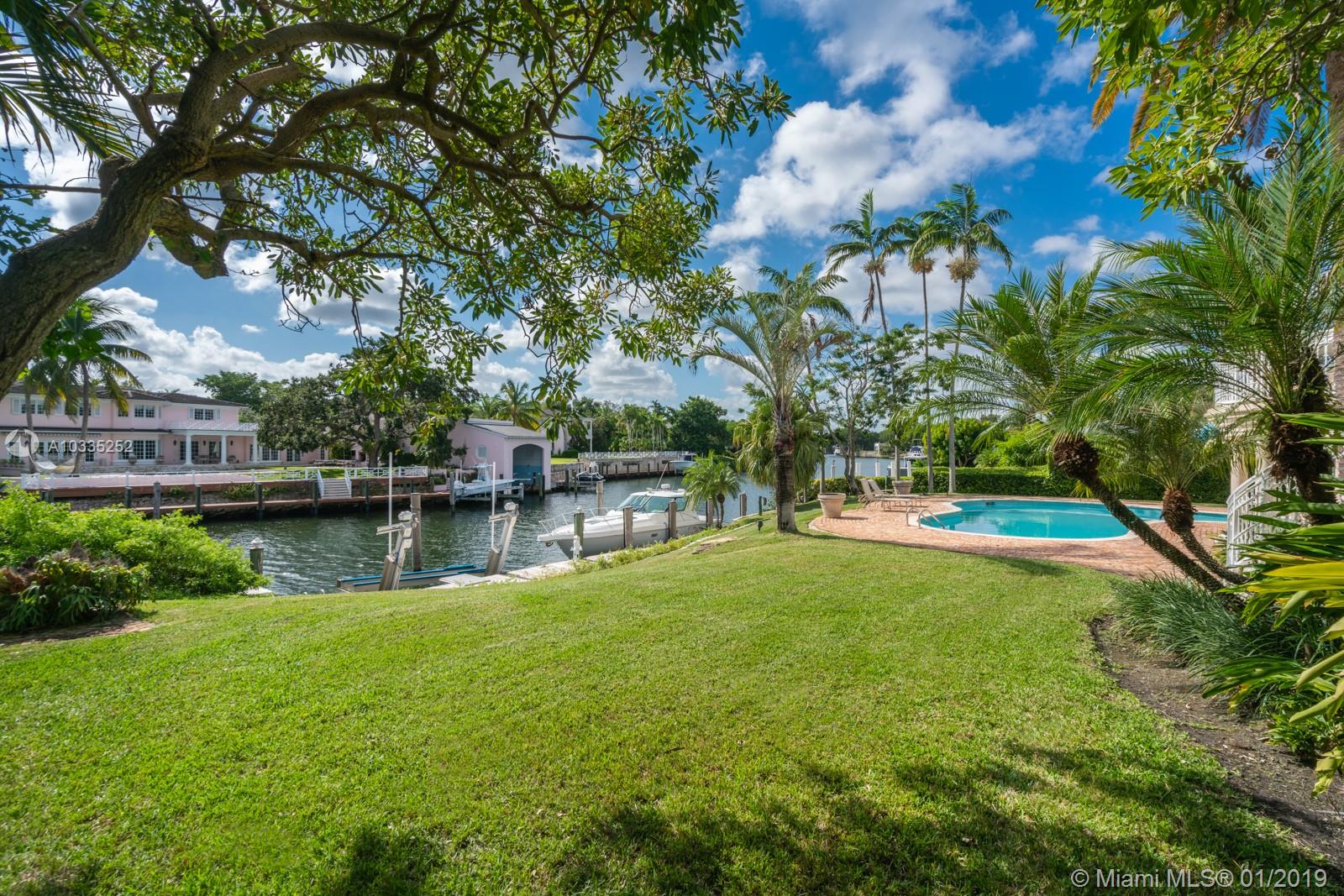 29 54 41 C GABLES RIV SEC - Residential