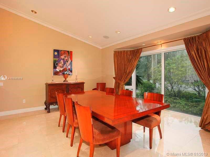 29 54 41 C GABLES RIV SEC - Residential