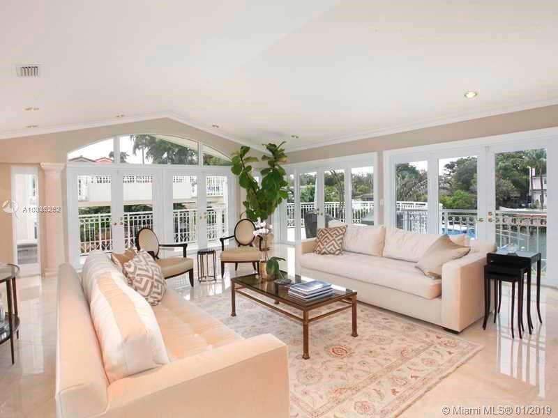 29 54 41 C GABLES RIV SEC - Residential