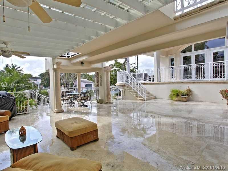 29 54 41 C GABLES RIV SEC - Residential
