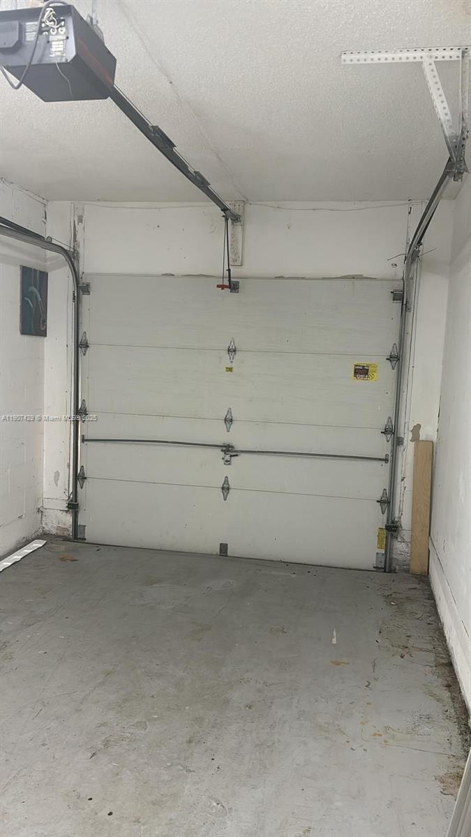 BOYNTON LAKES 1 - Residential Lease