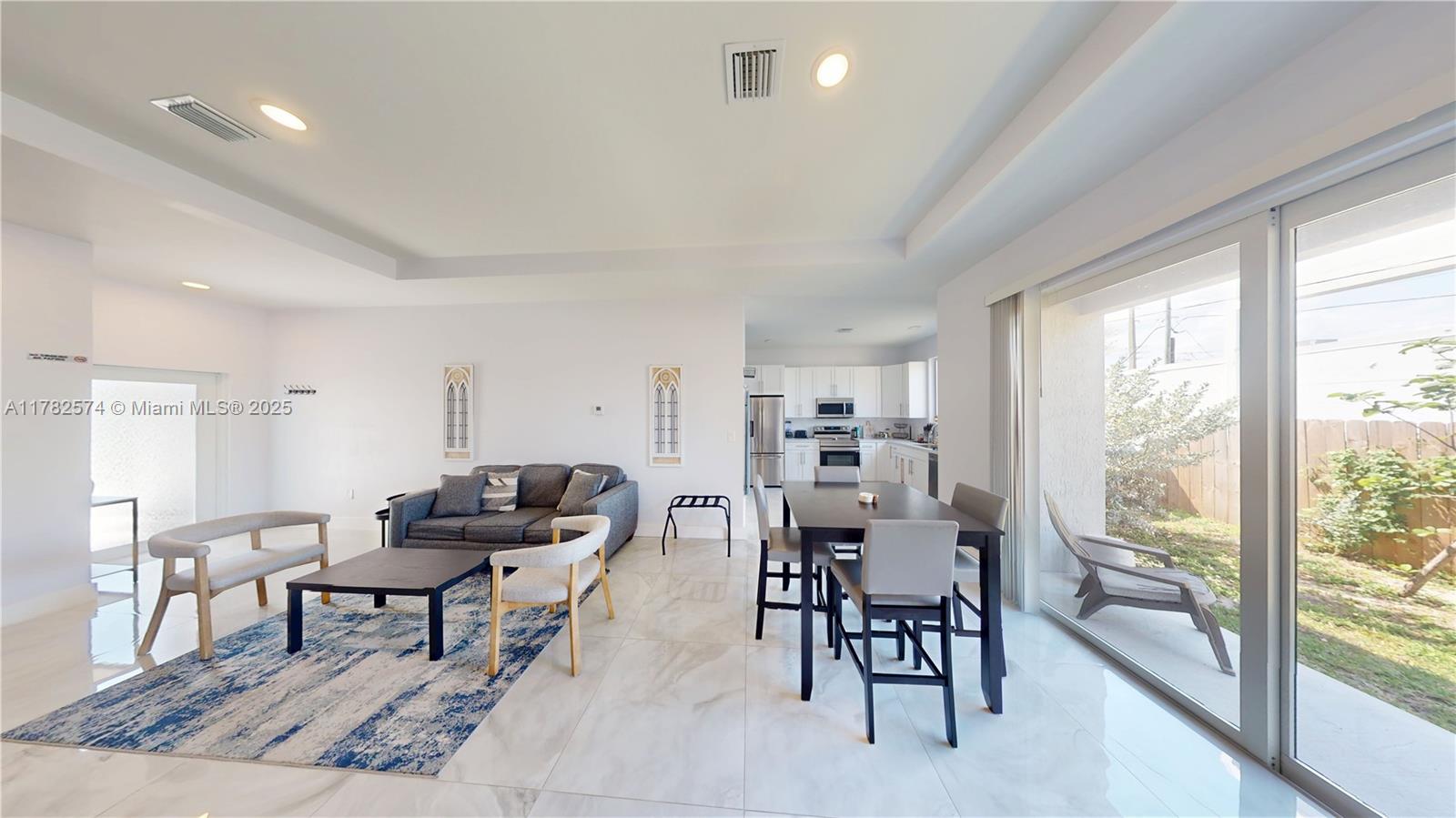 1505 SW 27th Ct