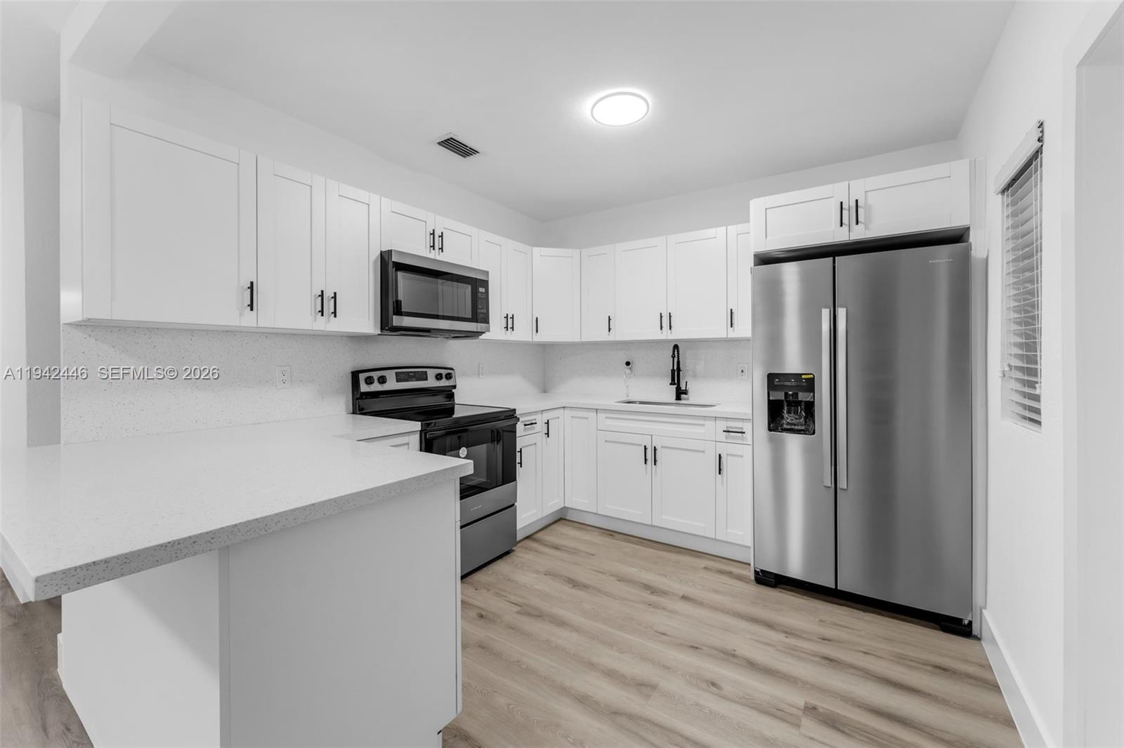 RICHMOND HEIGHTS - Residential