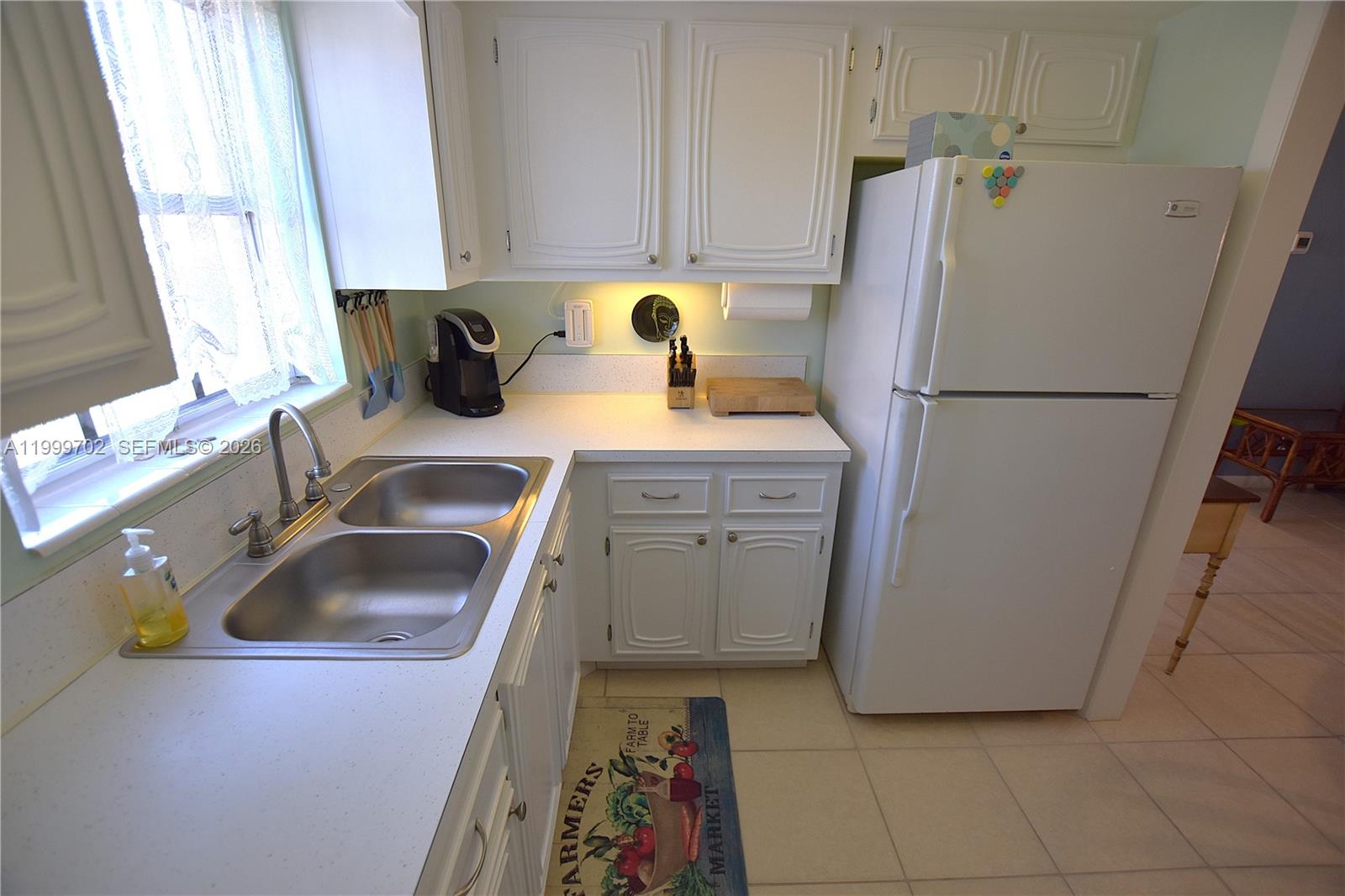 CRESTHAVEN VILLAS 30 COND - Residential