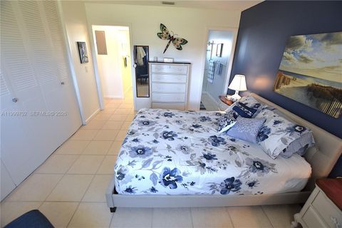 Tiny photo for 2672 E Emory Drive #D, West Palm Beach, FL 33415 (MLS # A11999702)