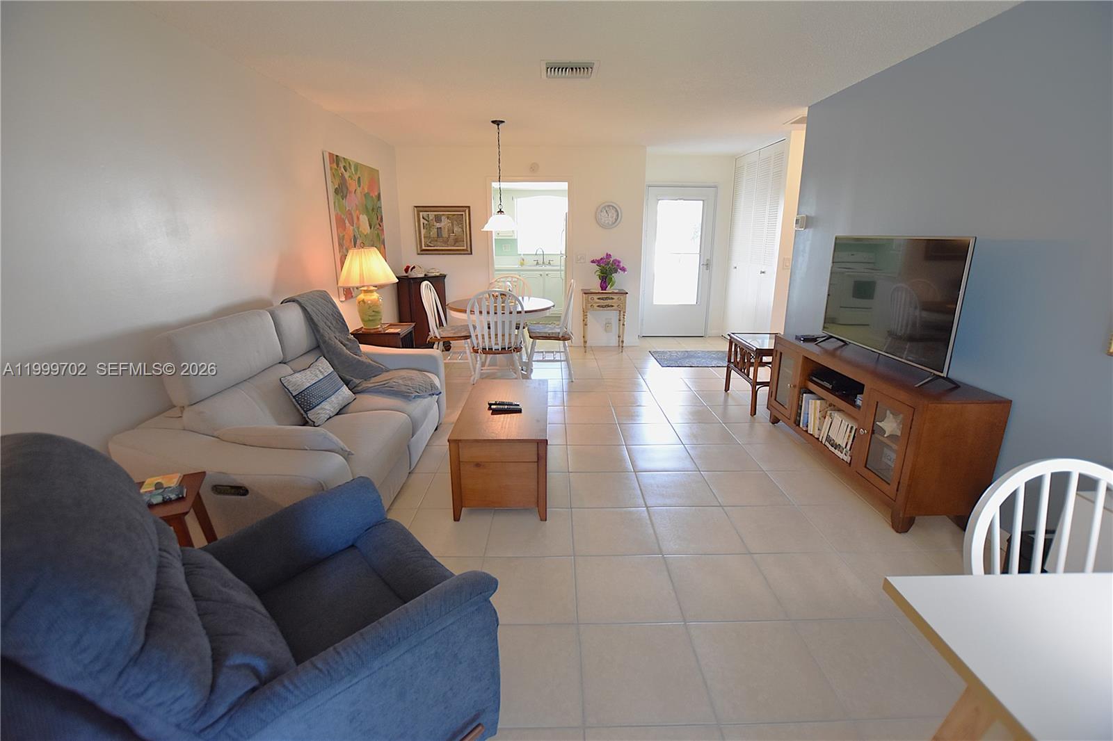 CRESTHAVEN VILLAS 30 COND - Residential