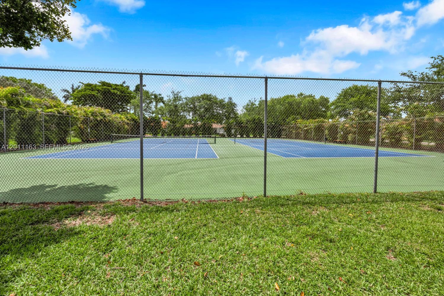 DADELAND PARK SUB - Residential