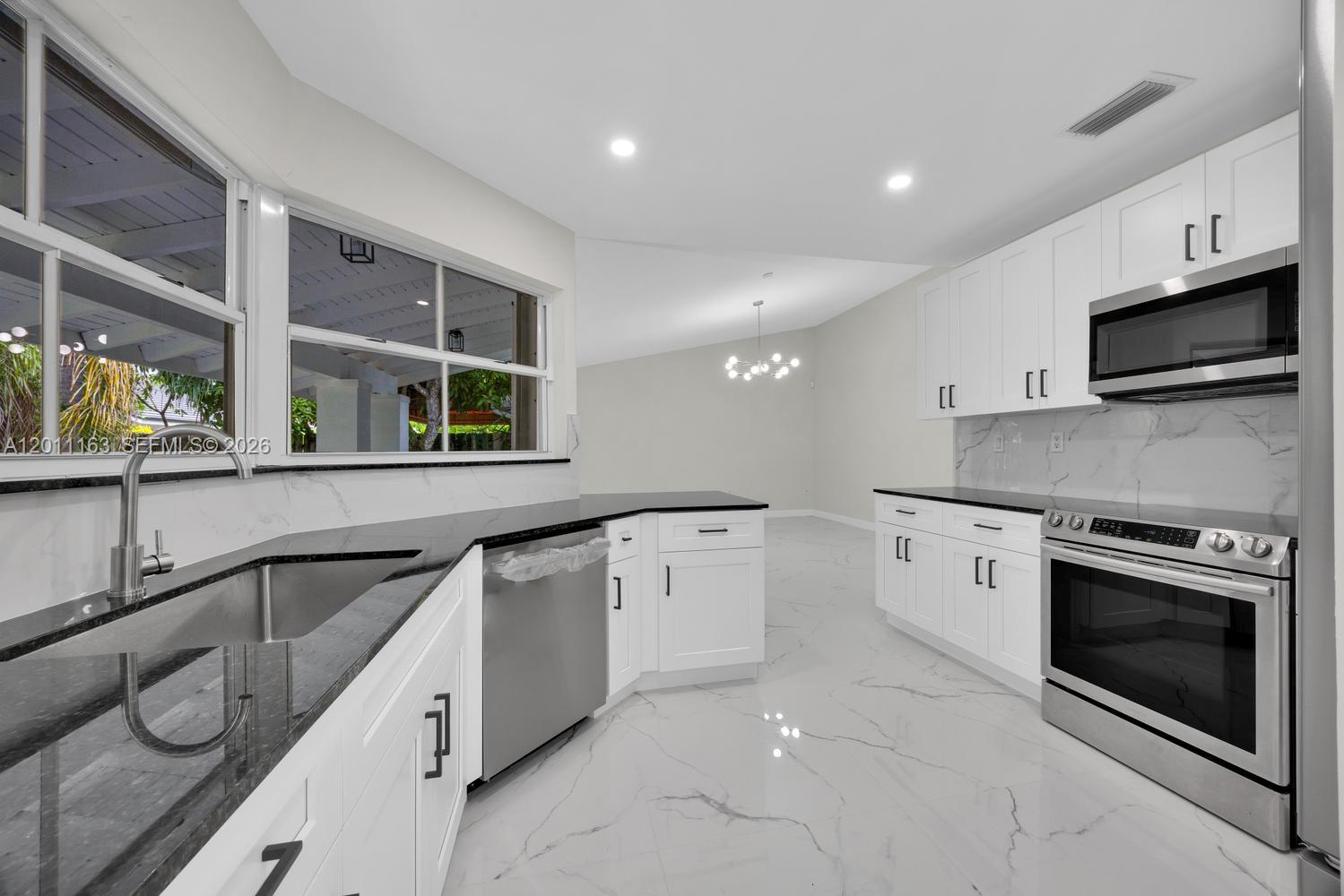 DADELAND PARK SUB - Residential
