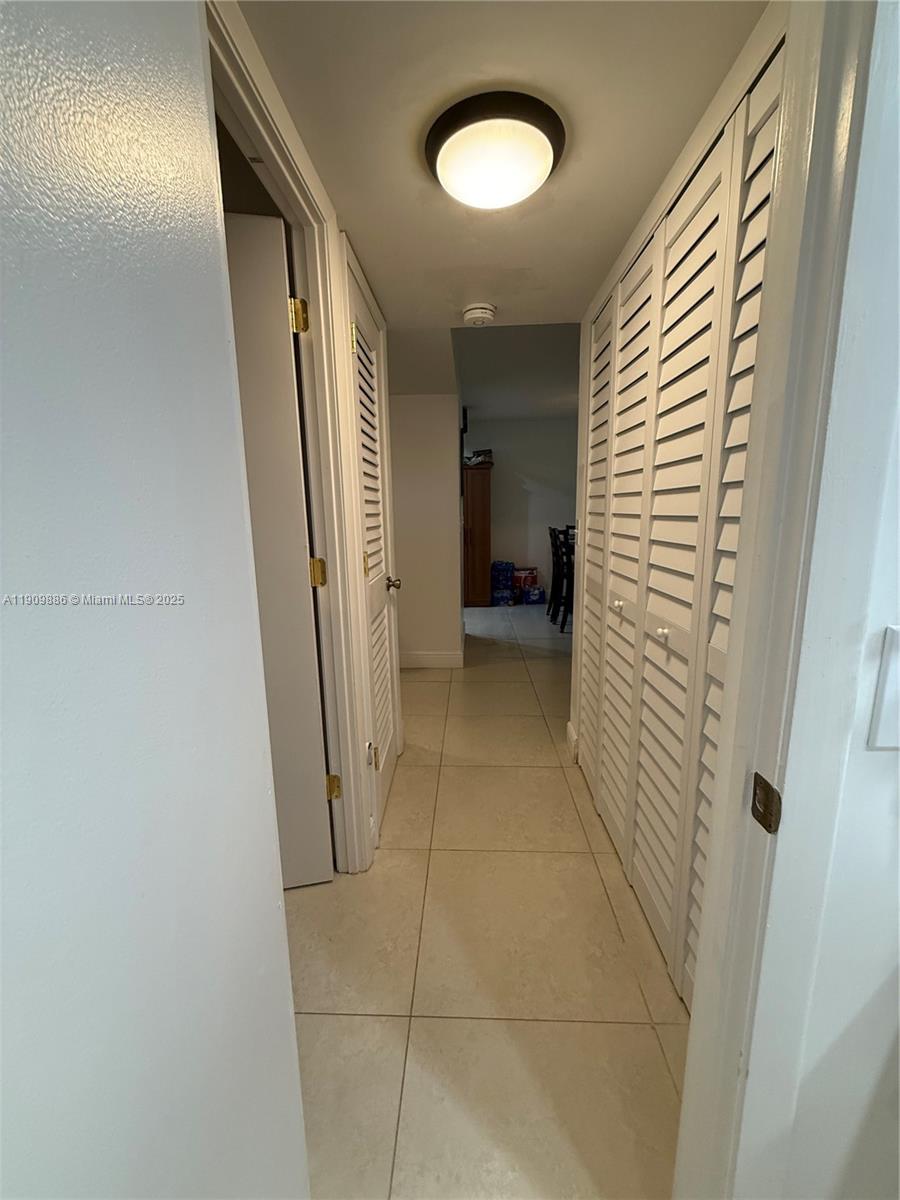 SUNRISE LAKES 141 CONDO - Residential