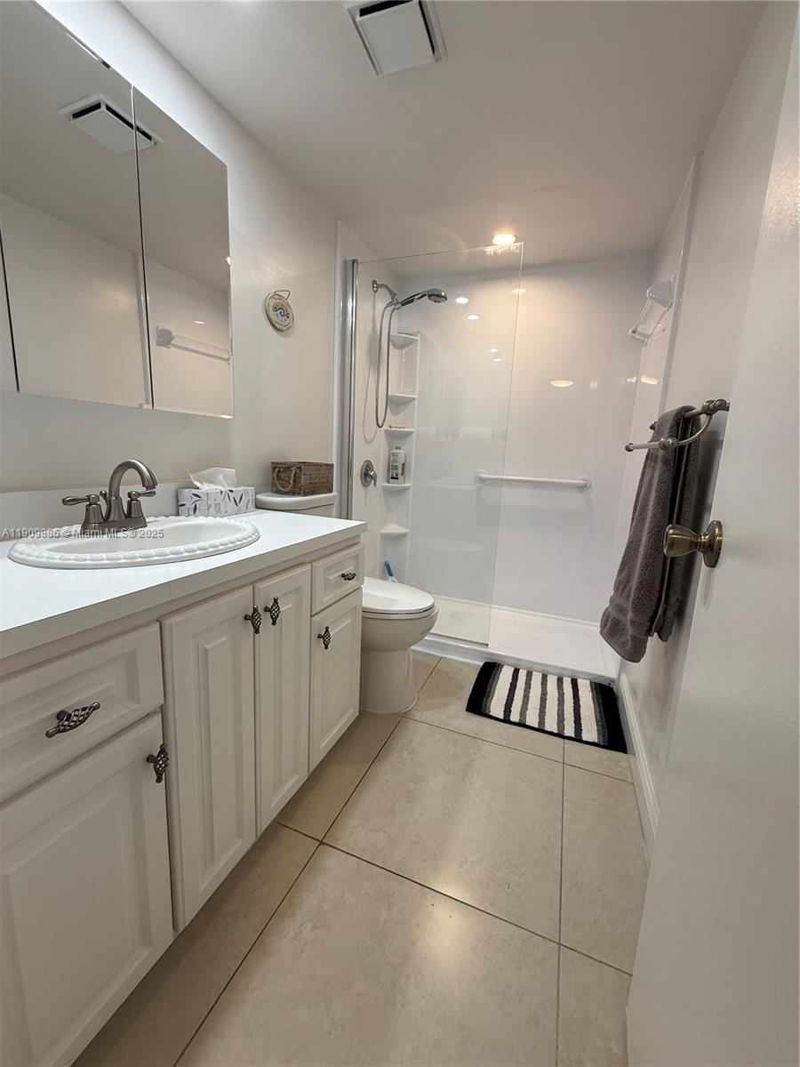 SUNRISE LAKES 141 CONDO - Residential