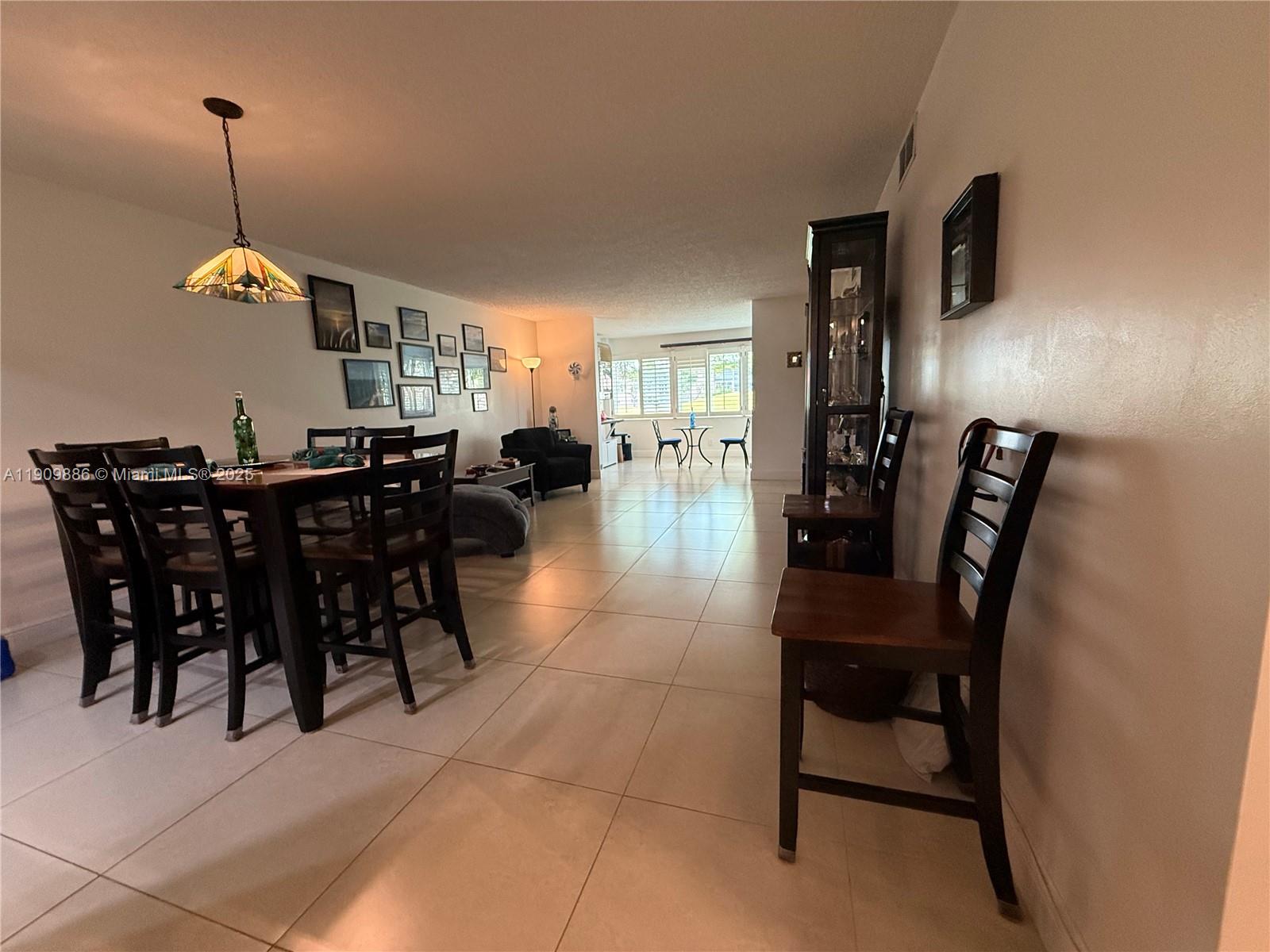 SUNRISE LAKES 141 CONDO - Residential