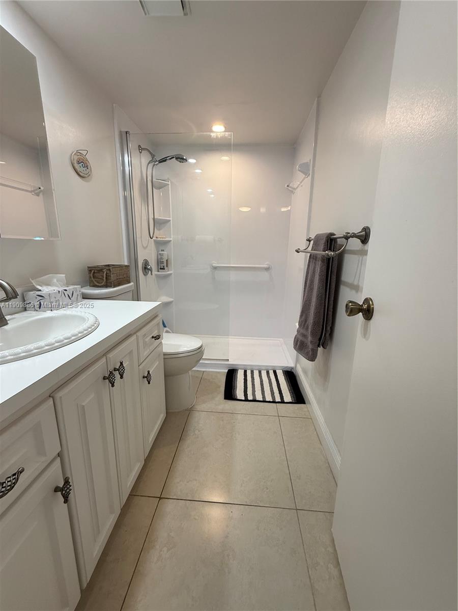 SUNRISE LAKES 141 CONDO - Residential