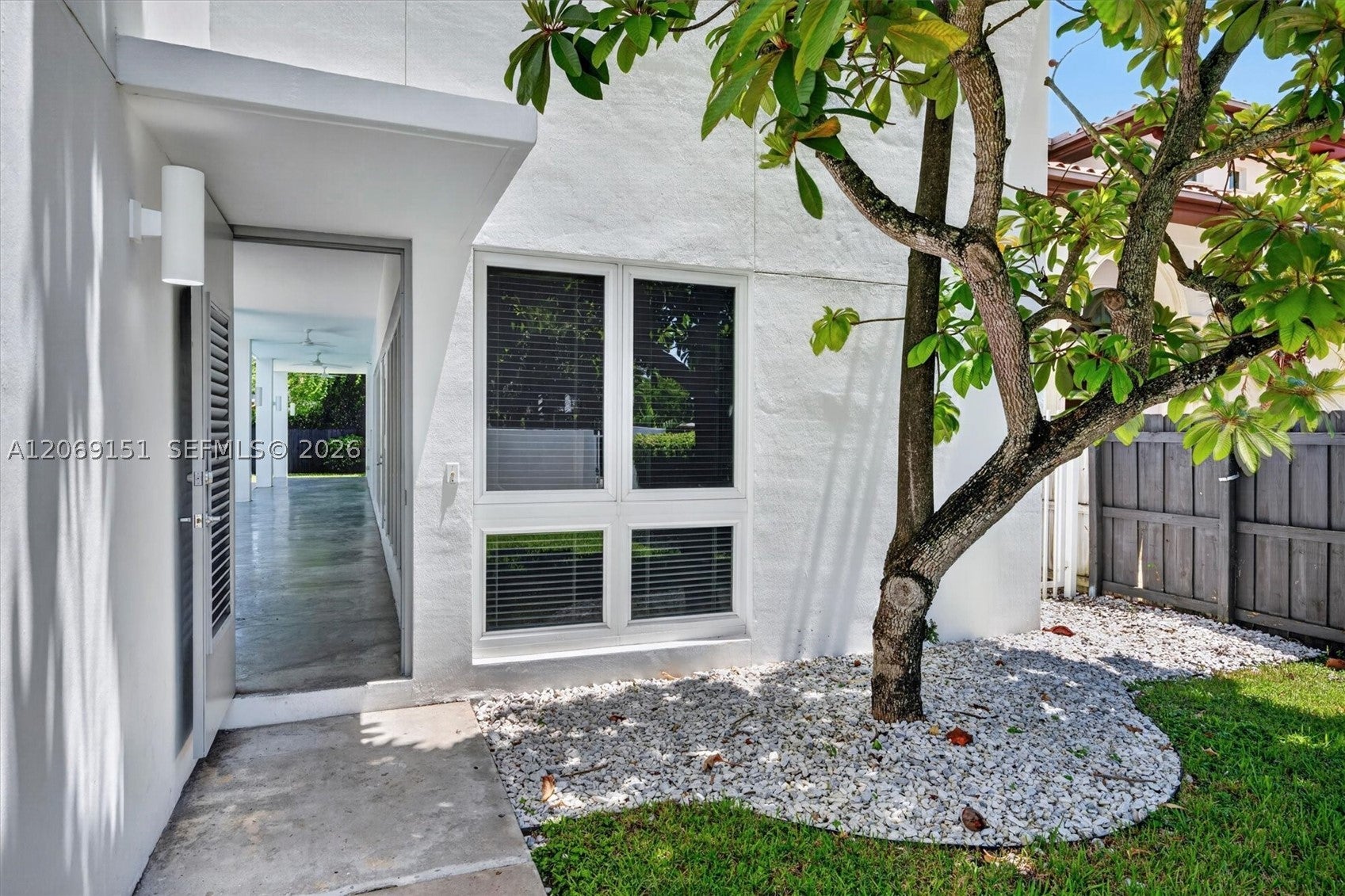 745 SW 22nd Rd
