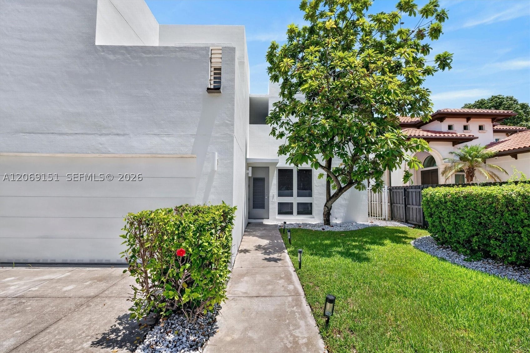 745 SW 22nd Rd
