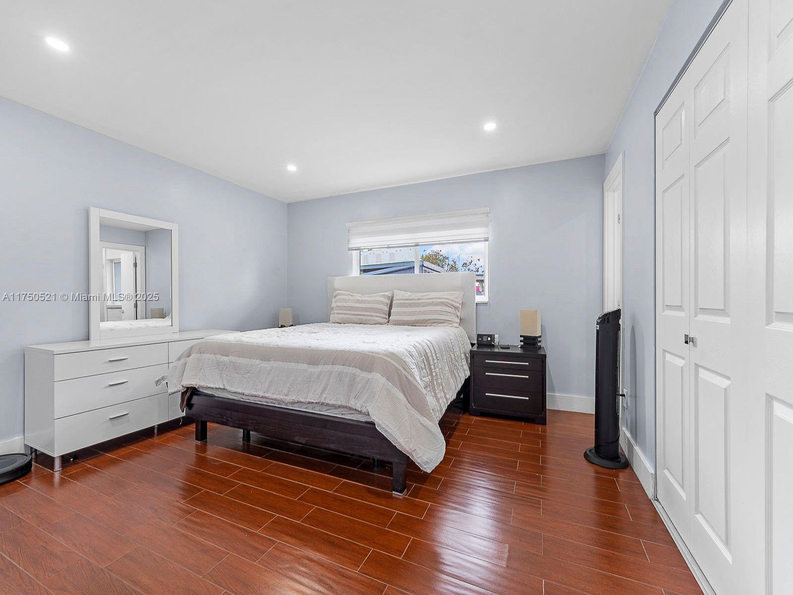 WINSTON PARK UNIT 6 - Residential
