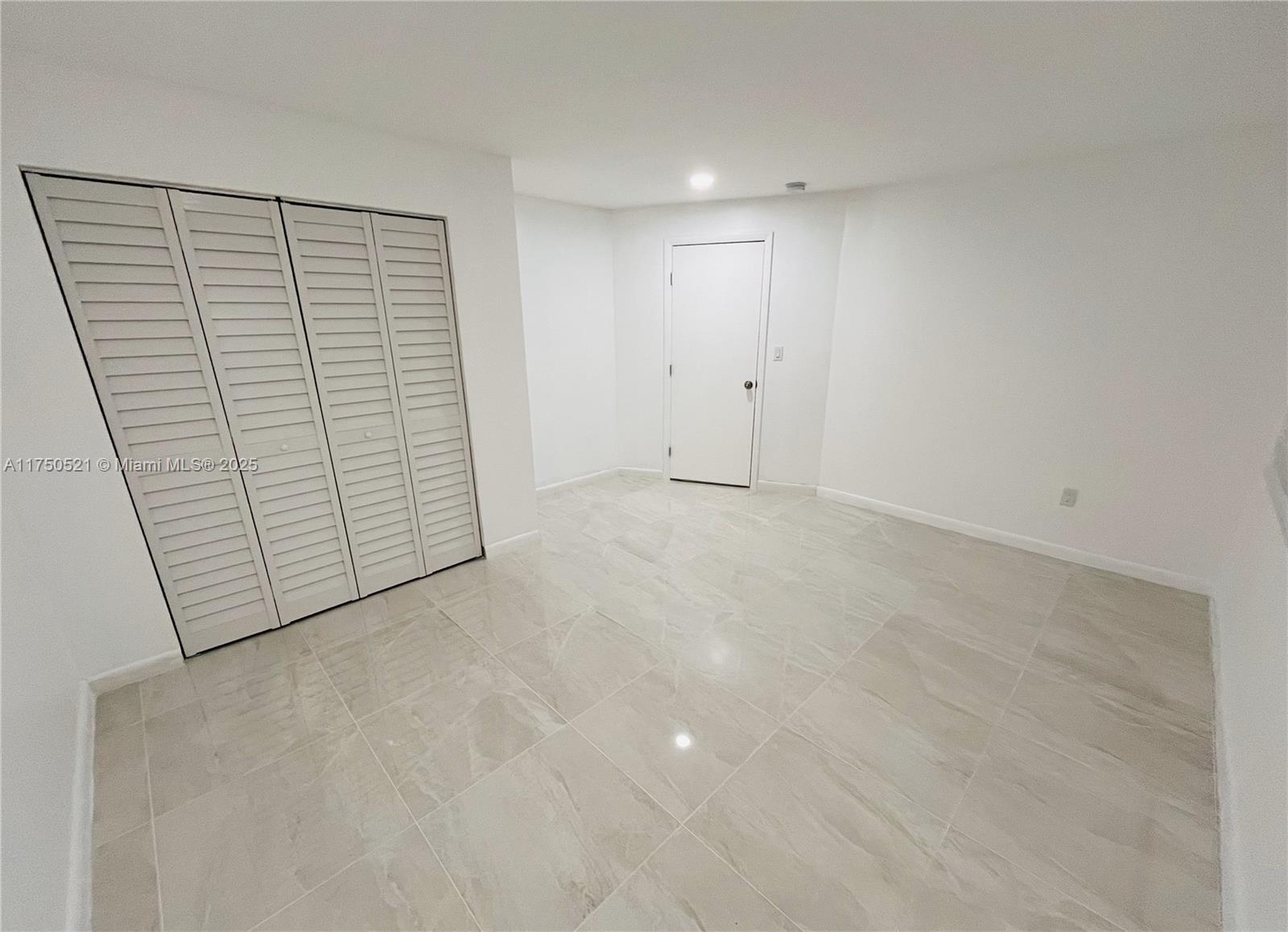 WINSTON PARK UNIT 6 - Residential
