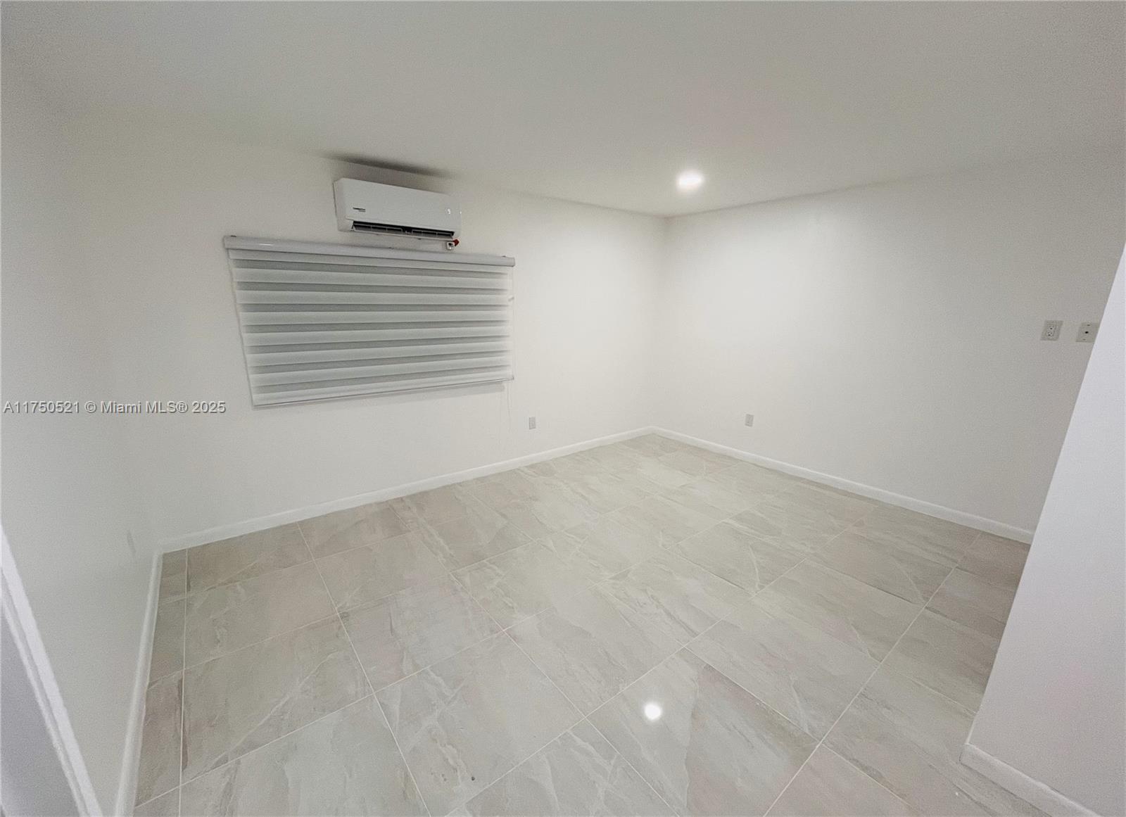 WINSTON PARK UNIT 6 - Residential