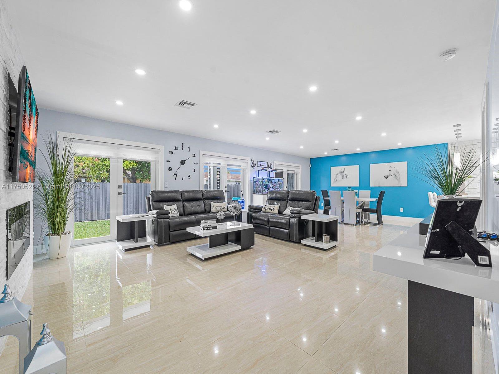 WINSTON PARK UNIT 6 - Residential