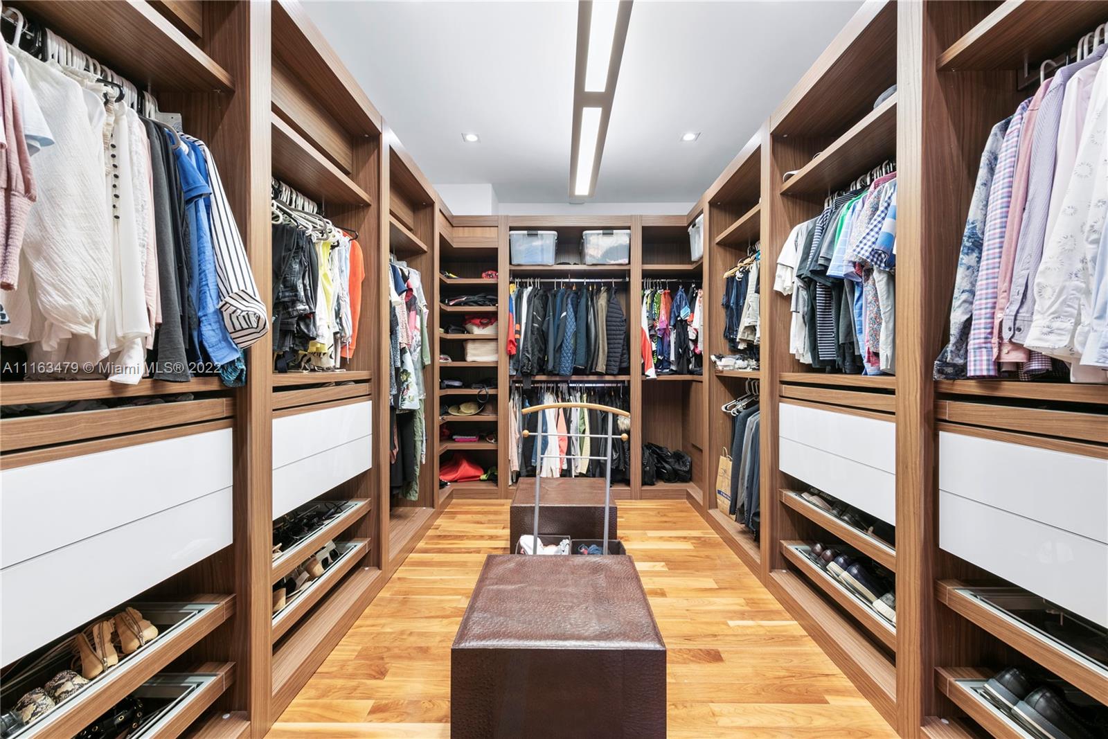 GOLDEN ISLES ESTATES FIRS - Residential