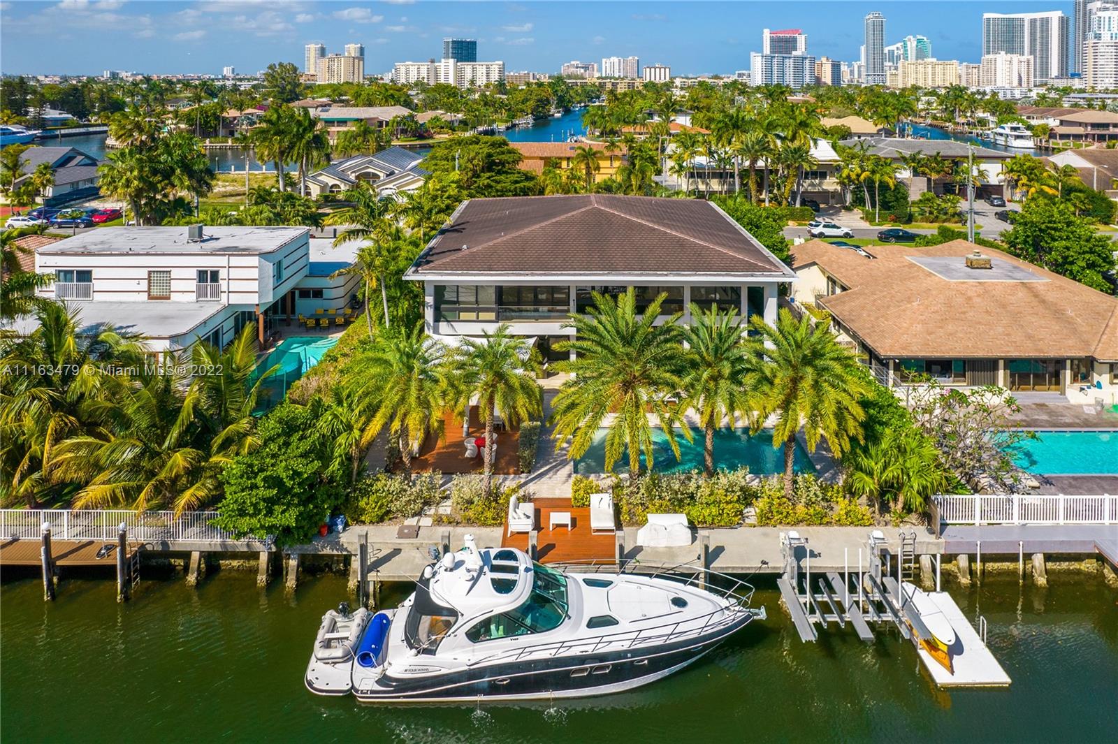 GOLDEN ISLES ESTATES FIRS - Residential