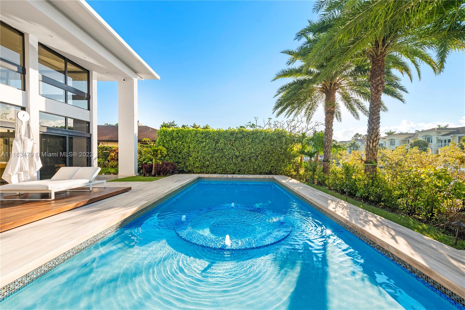 GOLDEN ISLES ESTATES FIRS - Residential