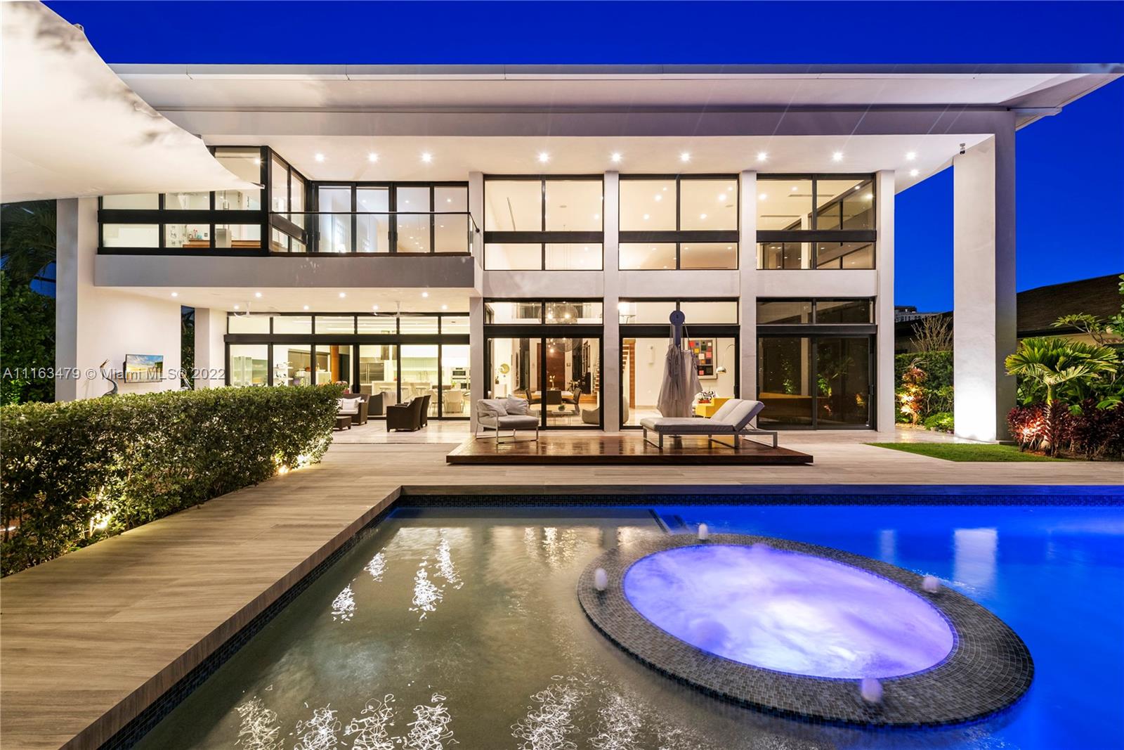 GOLDEN ISLES ESTATES FIRS - Residential