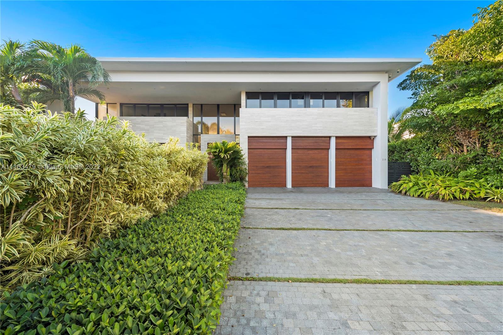 GOLDEN ISLES ESTATES FIRS - Residential