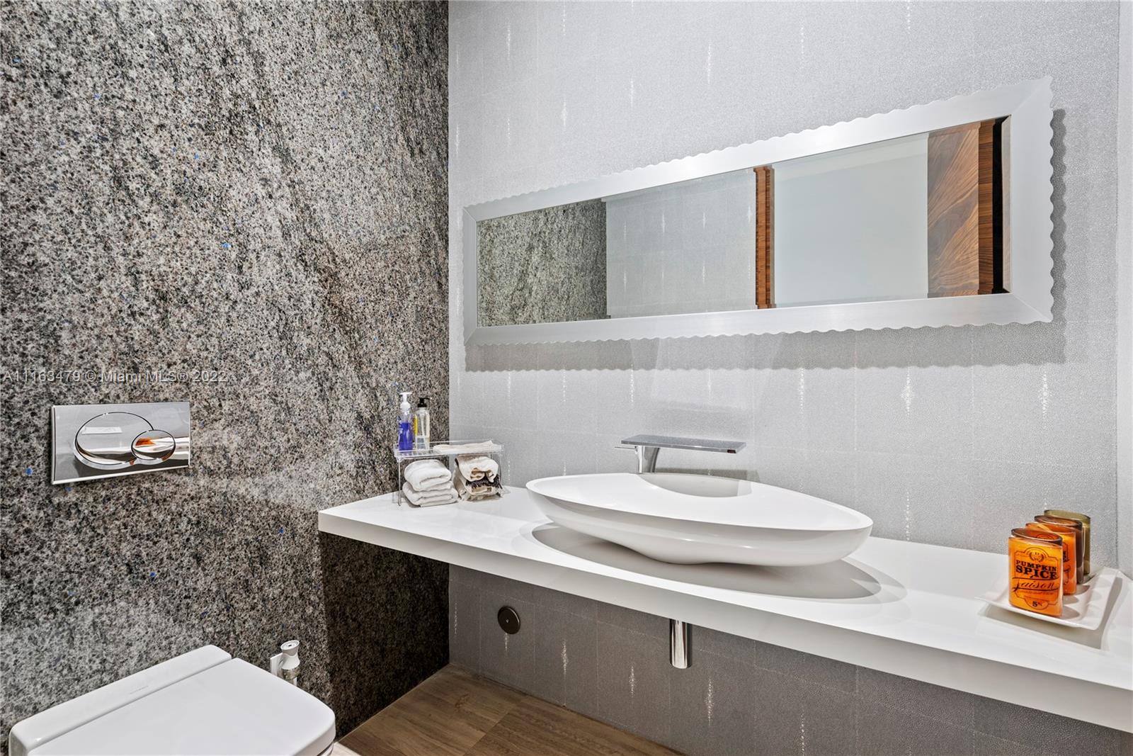 GOLDEN ISLES ESTATES FIRS - Residential