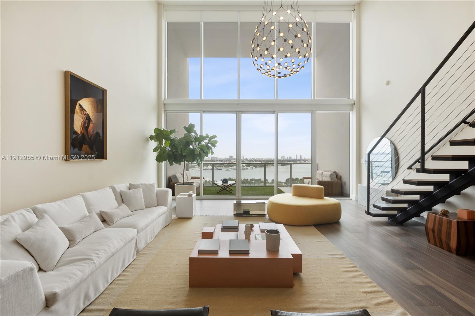 TEN MUSEUM PK RESIDENTIAL - Residential