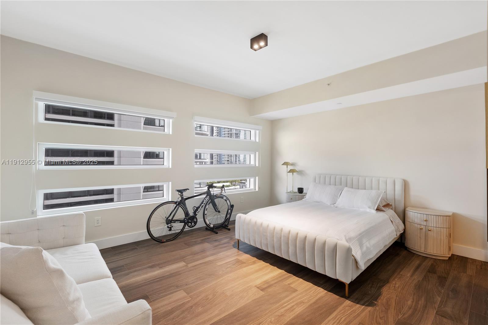 TEN MUSEUM PK RESIDENTIAL - Residential