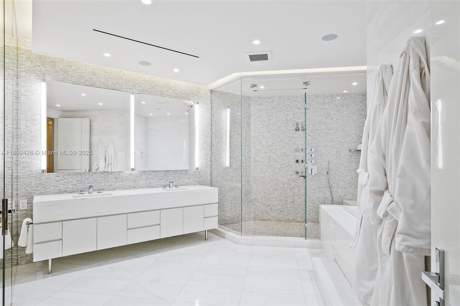 BAL HARBOUR CENTER CONDO - Residential