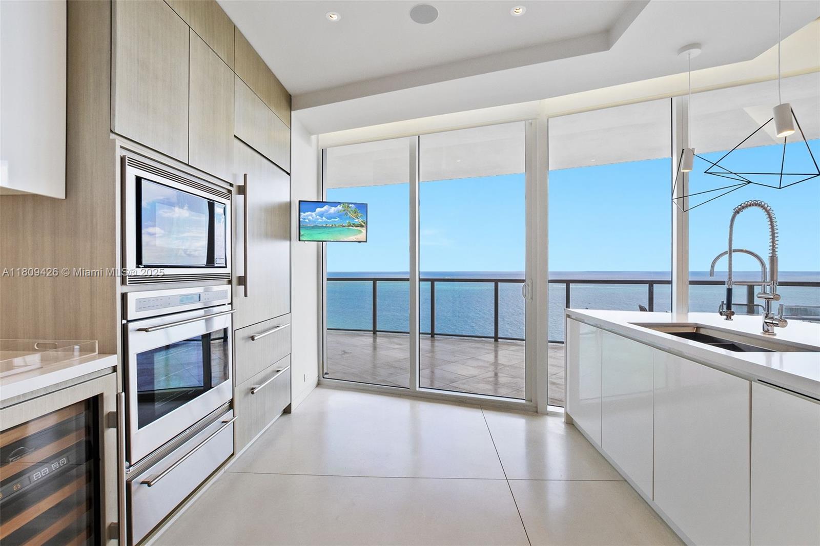 BAL HARBOUR CENTER CONDO - Residential