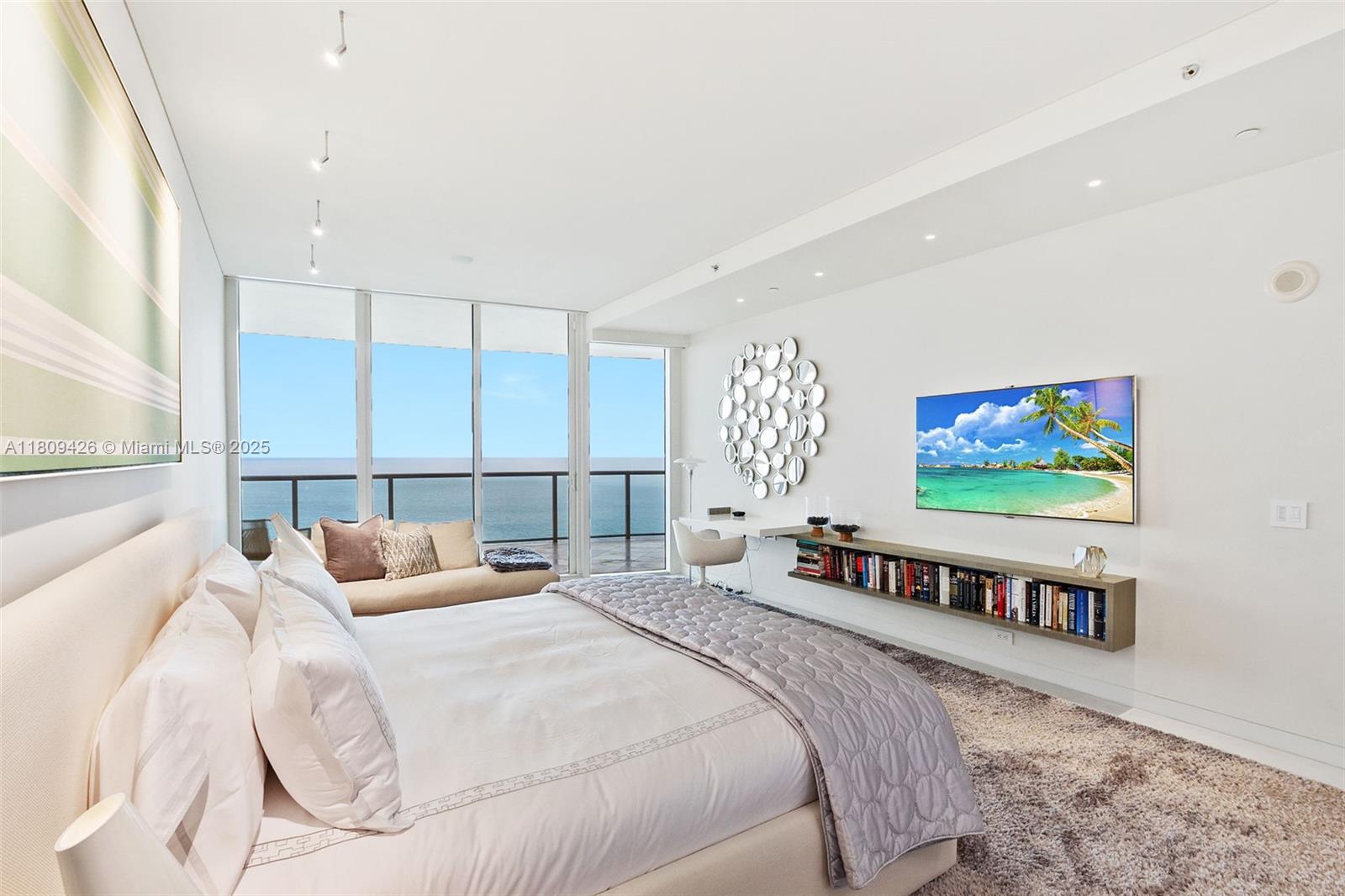 BAL HARBOUR CENTER CONDO - Residential