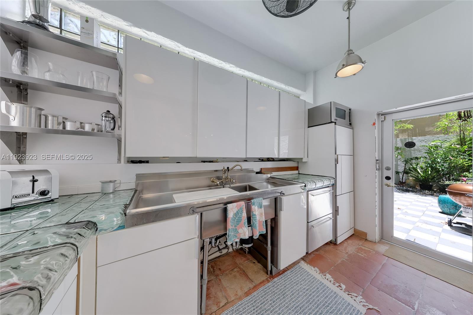 KELLAR COURT CONDO - Residential