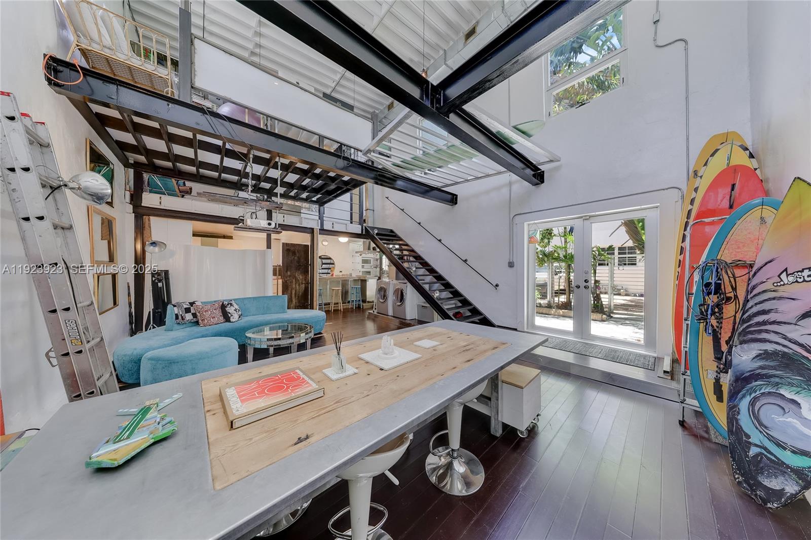 305 Jefferson Ave 5, Miami Beach, FL, 33139/$1,550,000 2 305 Jefferson Ave 5