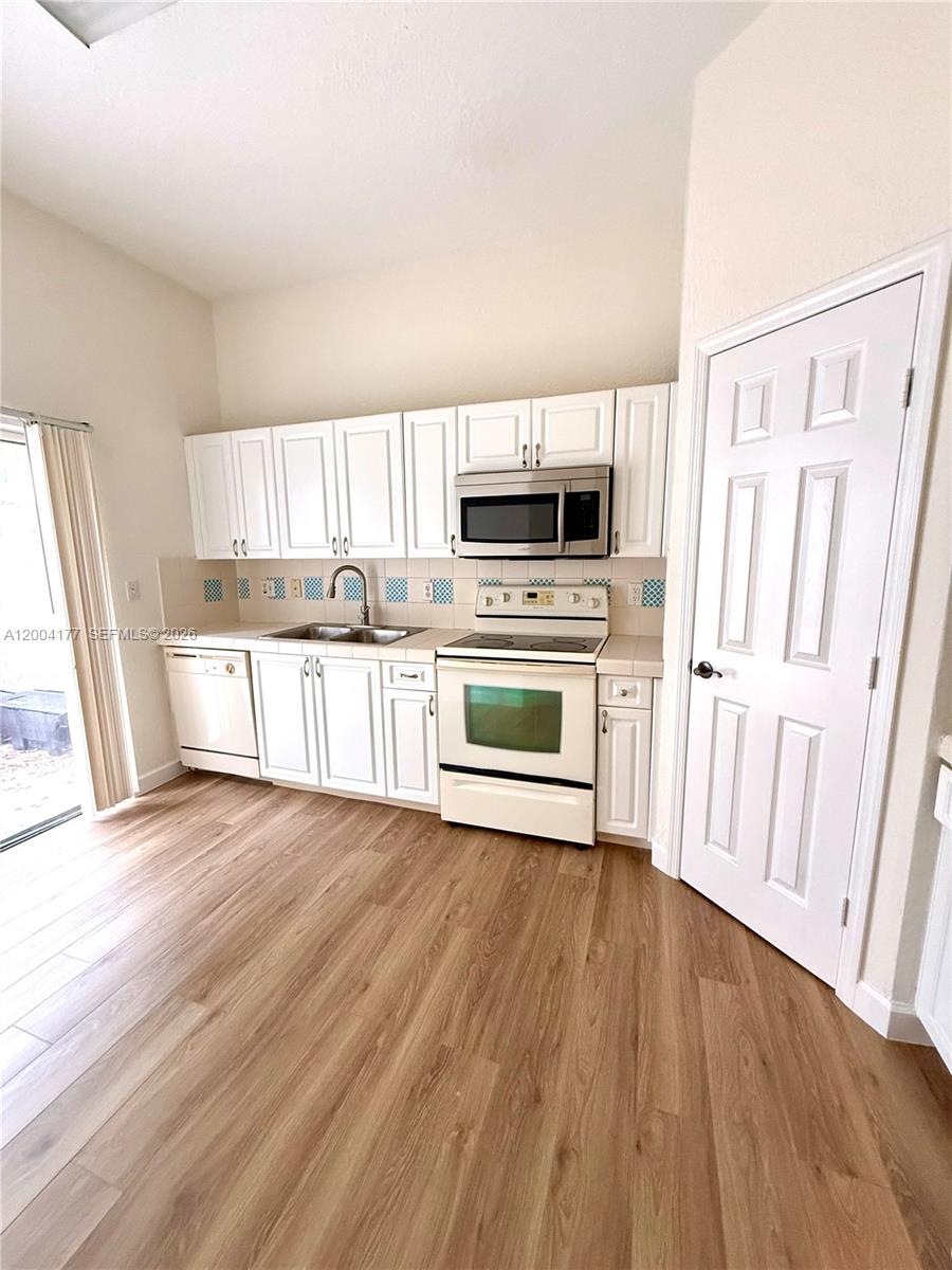 TOWNGATE NORTH - Residential