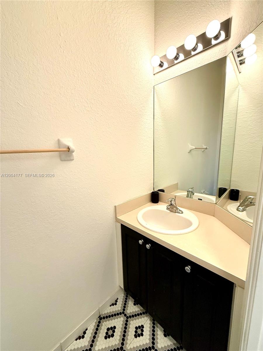 TOWNGATE NORTH - Residential