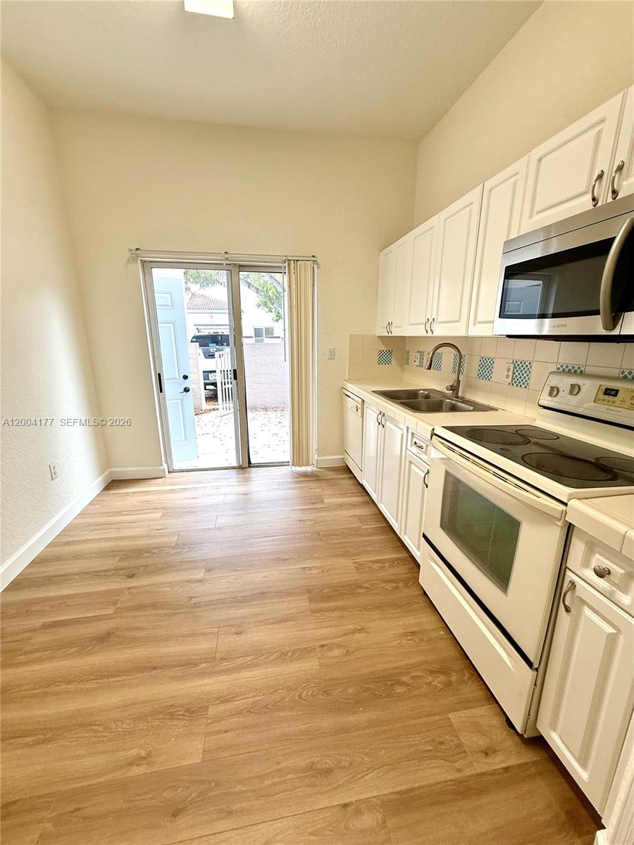 TOWNGATE NORTH - Residential