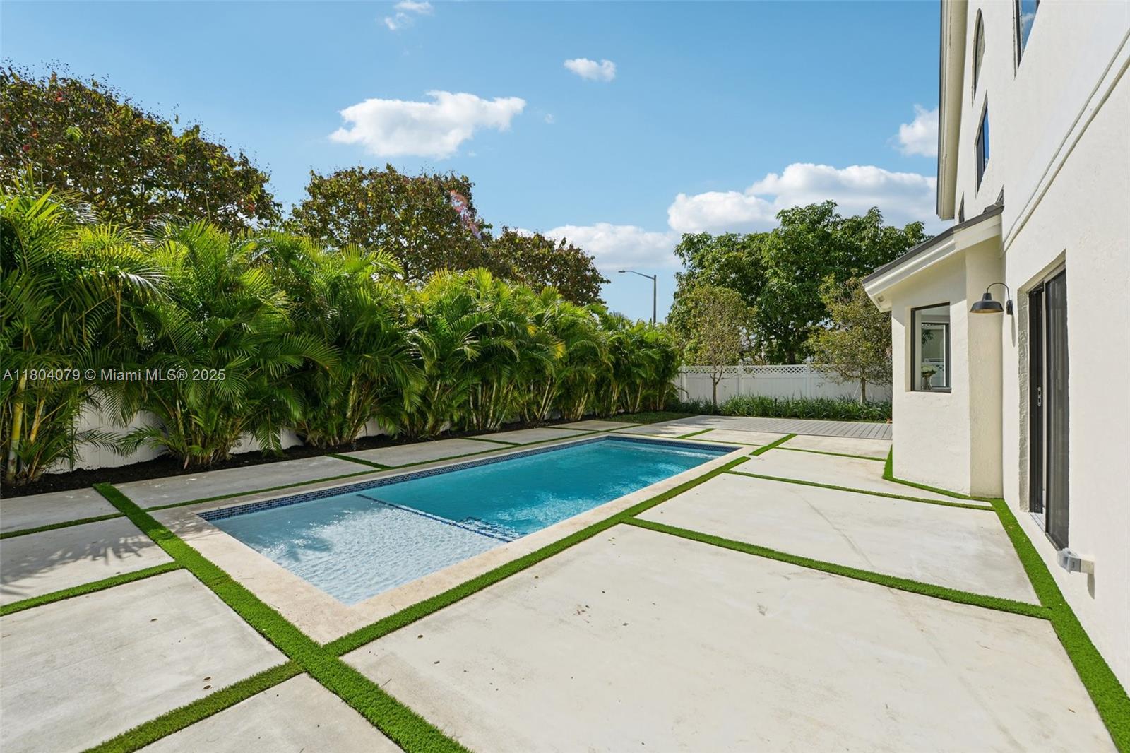 PRESERVE AT CHAPEL TRAIL - Residential Lease