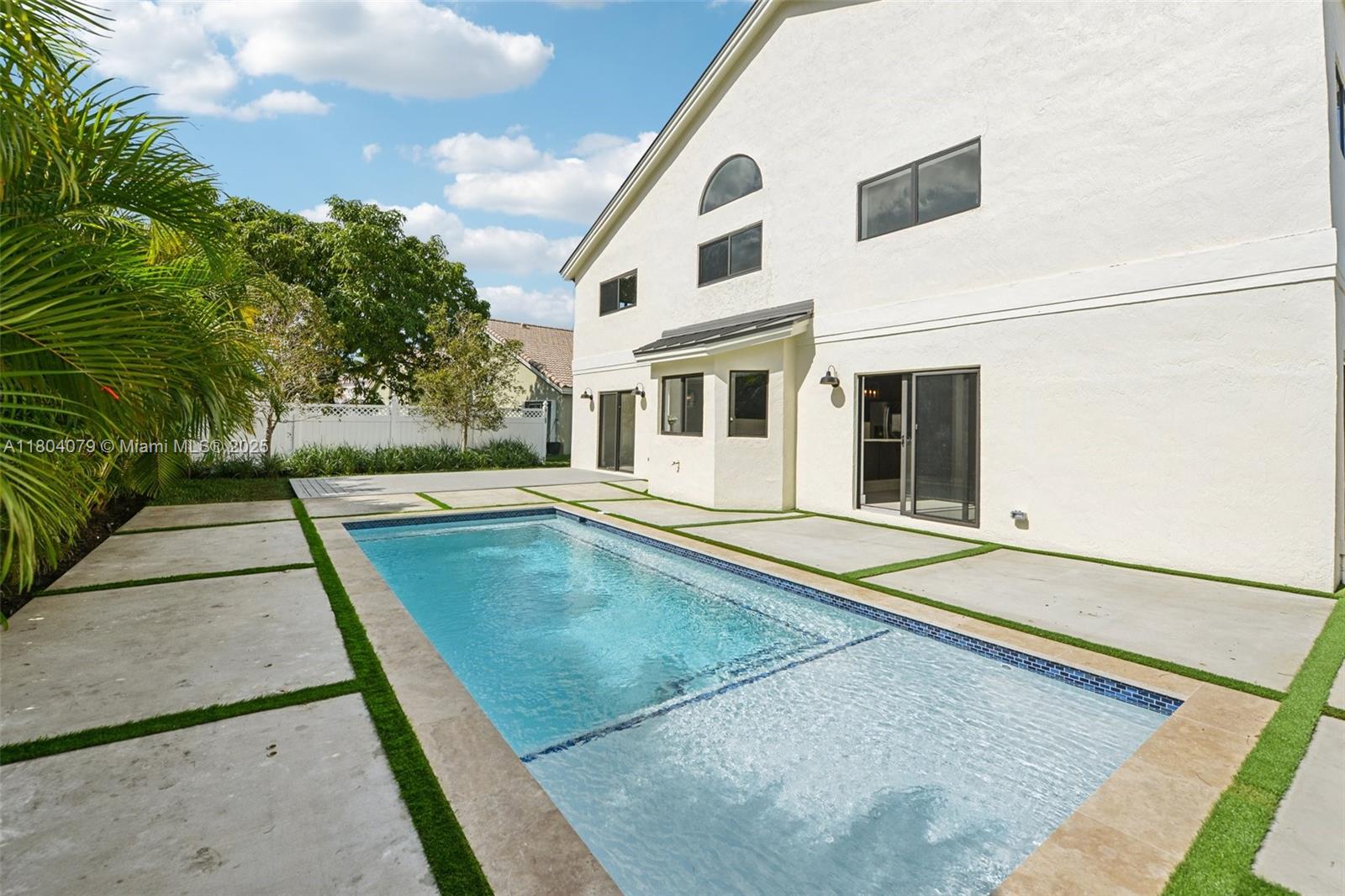 PRESERVE AT CHAPEL TRAIL - Residential Lease