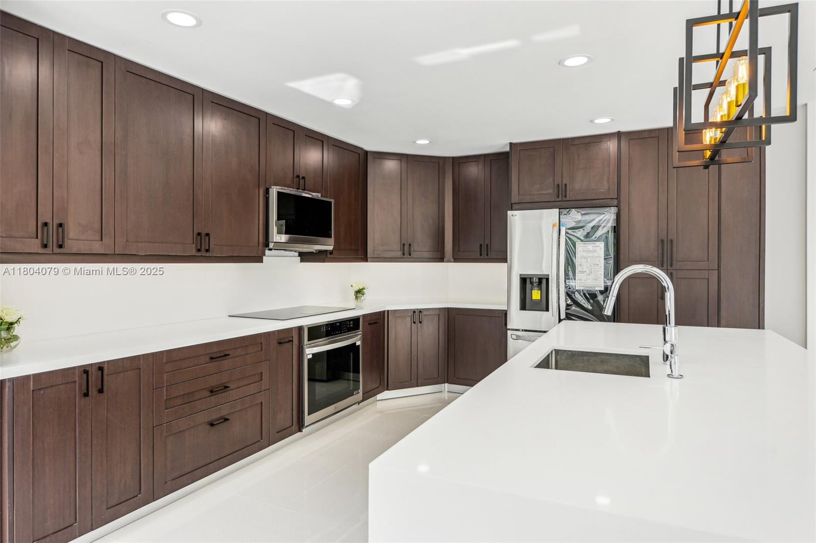PRESERVE AT CHAPEL TRAIL - Residential Lease